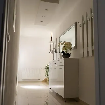 Sunny Valley * Donji Vinjani