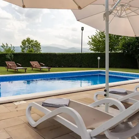 Sunny Valley فيلة Donji Vinjani