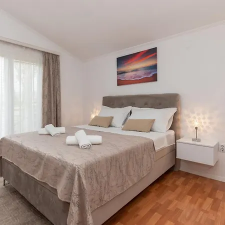 Sunny Valley Donji Vinjani