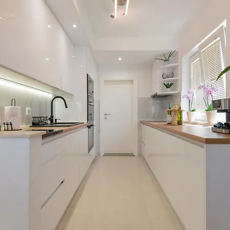 Sunny Valley * Donji Vinjani