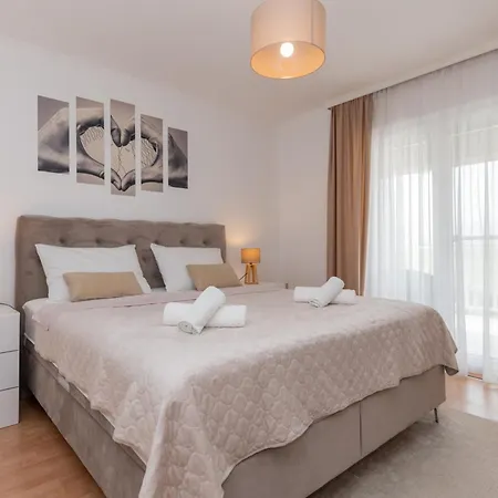 Sunny Valley Donji Vinjani