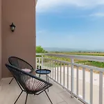 Sunny Valley *